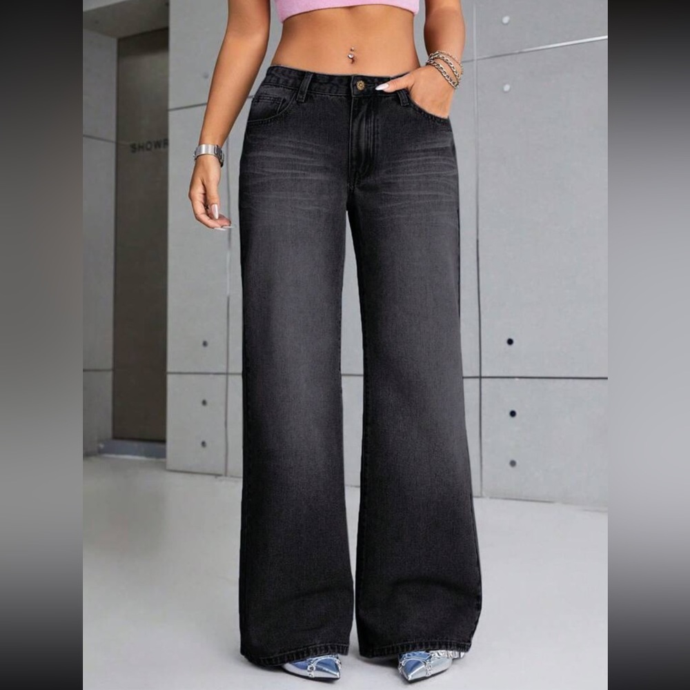 Washed Wide Leg Jeans 💖 - Picture 4 of 5